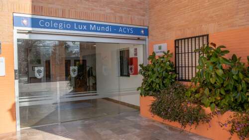 Foto Colegio Lux Mundi #1