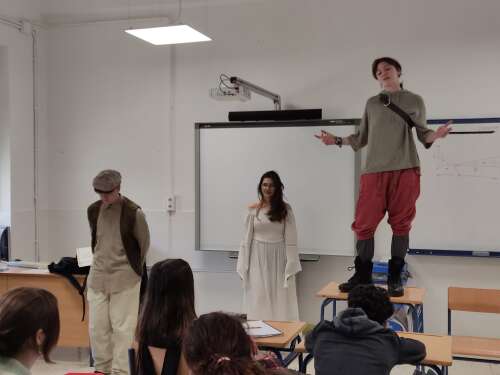 Foto Instituto Educación Secundaria Albayzín #2