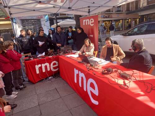 Foto Instituto Educación Secundaria Albayzín #2