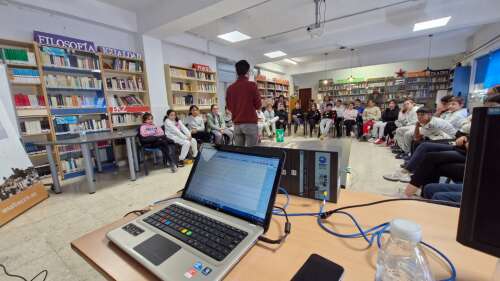 Foto Instituto Educación Secundaria Albayzín #2