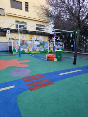 Foto Escuela Infantil Santa Rosalía #3