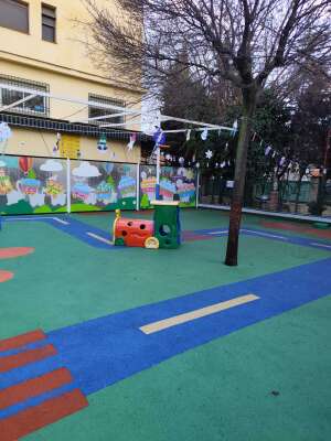 Foto Escuela Infantil Santa Rosalía #2