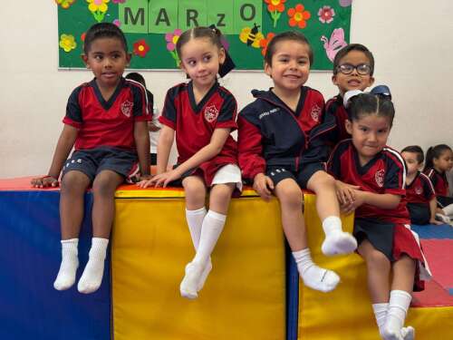 Foto Colegio Santa Catarina #3