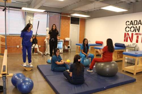 Photo Preparatoria Complejo Universitario Magno #0