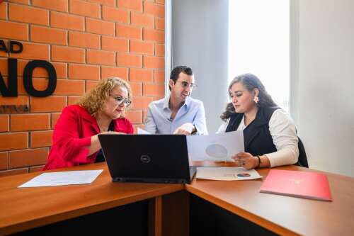 Photo Preparatoria Complejo Universitario Magno #3