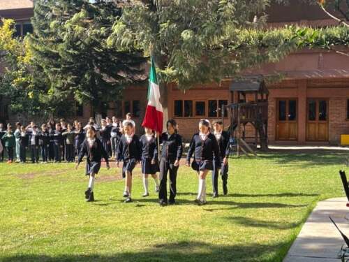Foto Colegio Comunidad Montessori Cholloyan #2