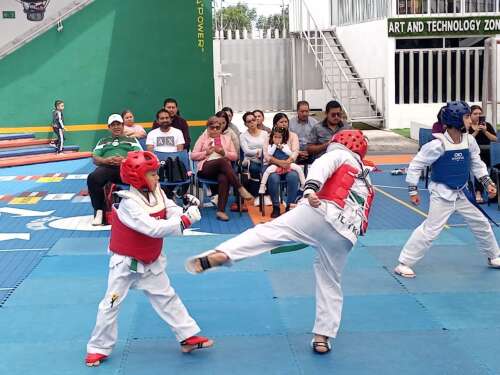 Foto Colegio Anrod School #2