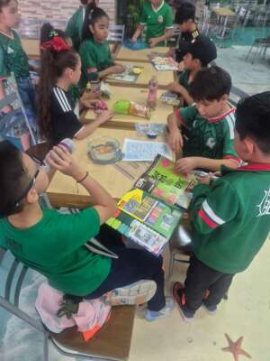 Foto Colegio Anrod School #1