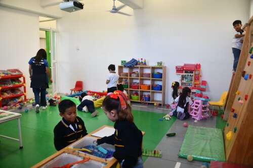 Foto Colegio Oriente Queretaro #2