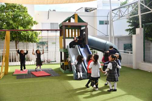 Foto Colegio Oriente Queretaro #2