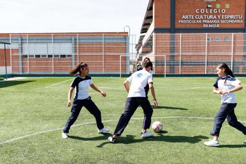 Foto Colegio Arte, Cultura Y Espiritu #3