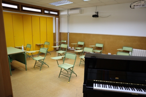 Foto Instituto Conservatorio Elemental de Música Maestro Paterna #2