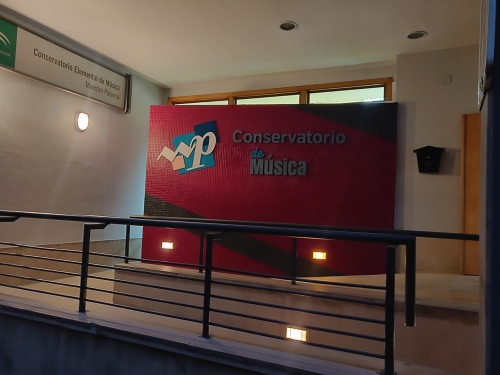 Foto Instituto Conservatorio Elemental de Música Maestro Paterna #2