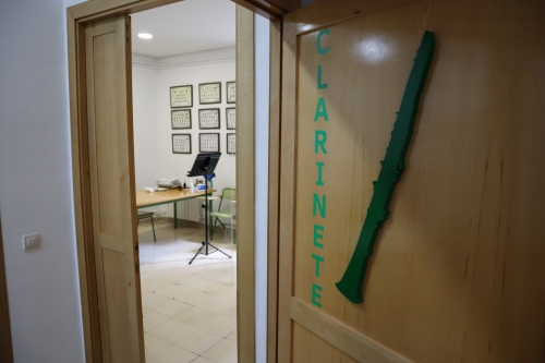 Foto Instituto Conservatorio Elemental de Música Maestro Paterna #2