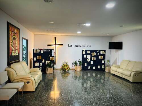 Foto Colegio La Anunciata #2