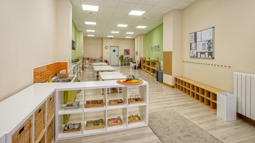 Foto Colegio Cuarto Creciente Montessori School Logroño #0