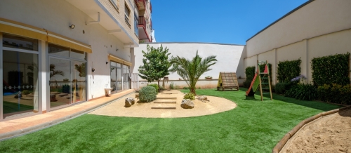 Photo Colegio Cuarto Creciente Montessori School Logroño #2