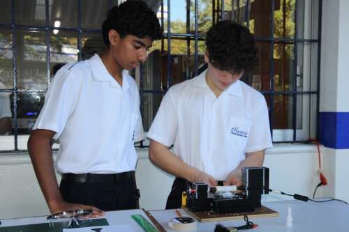 Foto Colegio Champal #2