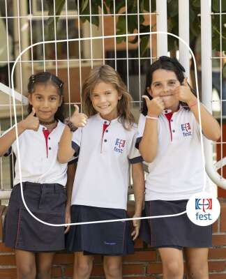 Foto Colegio Santísima Trinidad #2