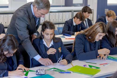 Foto Colegio Everest  School Monteclaro #2