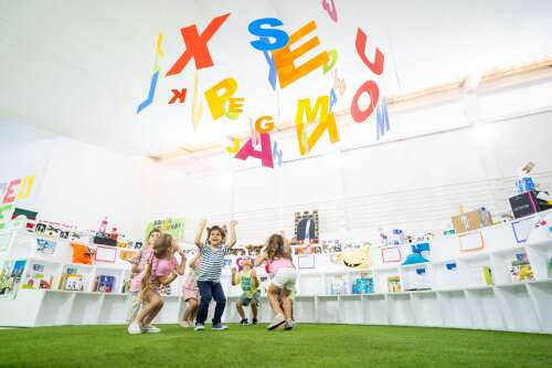 Foto Colegio Base International School #2