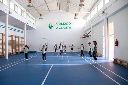Foto Colegio Albanta #2