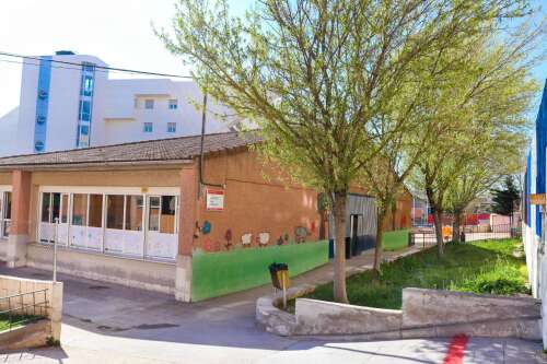 Foto Colegio Clara Campoamor #2