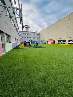 Foto Colegio Estudiantes International #2