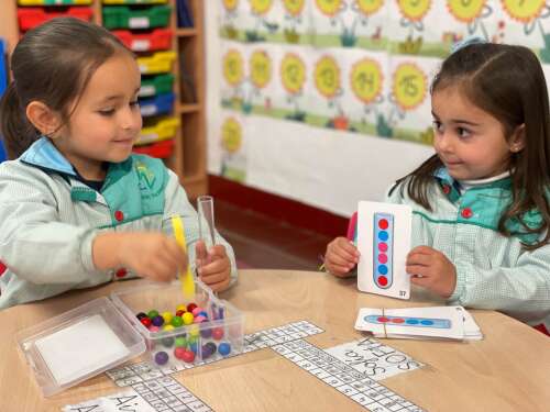 Foto Colegio Estación De Salinas #3