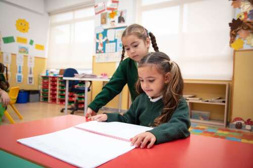 Foto Colegio Divina Pastora #3