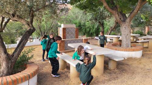 Foto Colegio Los Olivos #1