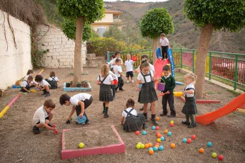 Foto Colegio Nuestra Señora De Lourdes #2