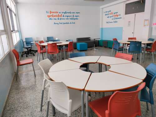 Foto Instituto Profesor Isidoro Sánchez #3