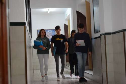 Foto Instituto Sagrado Corazón Bach. Málaga (Esclavas) #3