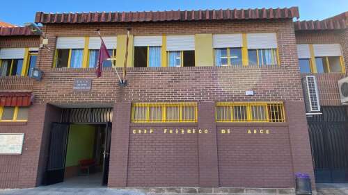 Foto Colegio Federico De Arce Martínez #2