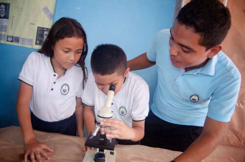 Foto Colegio  Mi Mundo De Ilusión #3