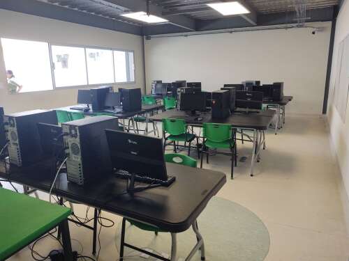 Foto Colegio Centro Educativo Integral México Americano #3