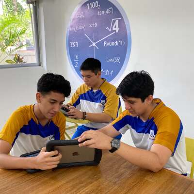 Foto Colegio Ibero #2