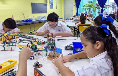 Foto Colegio Ibero #1