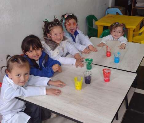 Foto Colegio  Santa Helena #1