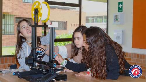 Foto Colegio Los Portales - Norte, Zona Arrayanes #2