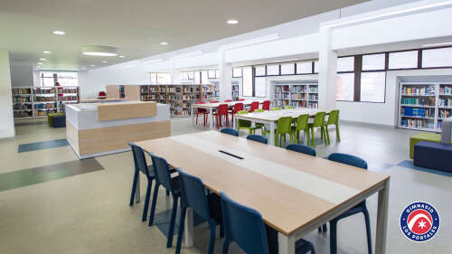 Foto Colegio Los Portales - Norte, Zona Arrayanes #2