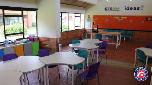 Foto Colegio Los Portales - Norte, Zona Arrayanes #2