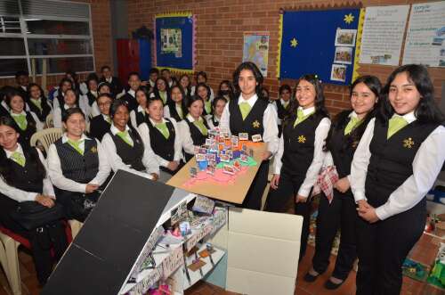 Foto Colegio Colegio Educación Técnica Y Académica Celestin Freinet #2