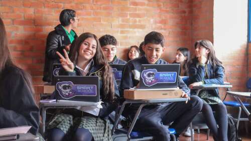 Foto Colegio  Maximino Poitiers #2