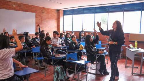 Foto Colegio  Maximino Poitiers #2