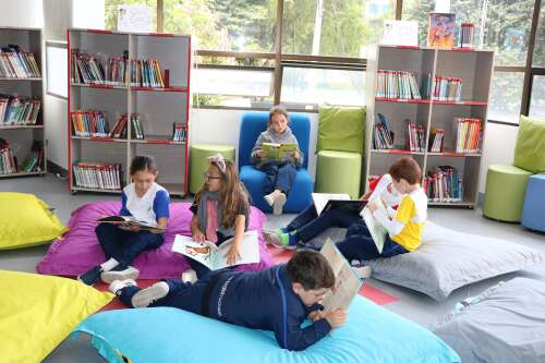 Foto Colegio English School #3