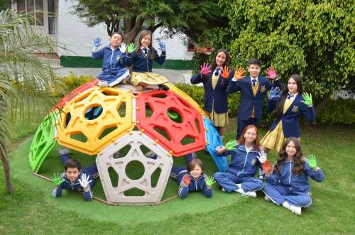 Photo Colegio El Bosque Bilingual School  #0