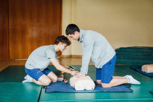 Foto Colegio Internacional Meres #2