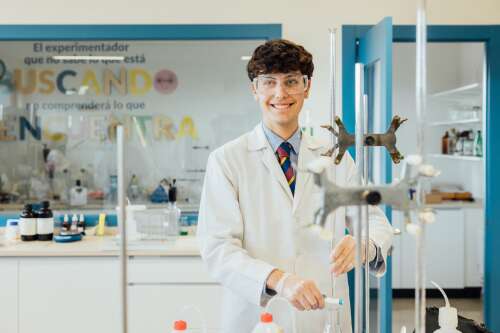 Foto Colegio Internacional Meres #2